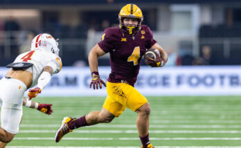 ARLINGTON, TX - DECEMBER 07: Arizona State Sun Devils running back Cam Skattebo (#4) runs down the field during the Big 12 football game between the Arizona State Sun Devils and the Iowa State Cyclones on December 7, 2024 at the Stadium AT&T Arlington. , TX. (Photo by Matthew Visinsky/Icon Sportswire via Getty Images)