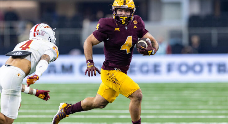 ARLINGTON, TX - DECEMBER 07: Arizona State Sun Devils running back Cam Skattebo (#4) runs down the field during the Big 12 football game between the Arizona State Sun Devils and the Iowa State Cyclones on December 7, 2024 at the Stadium AT&T Arlington. , TX. (Photo by Matthew Visinsky/Icon Sportswire via Getty Images)